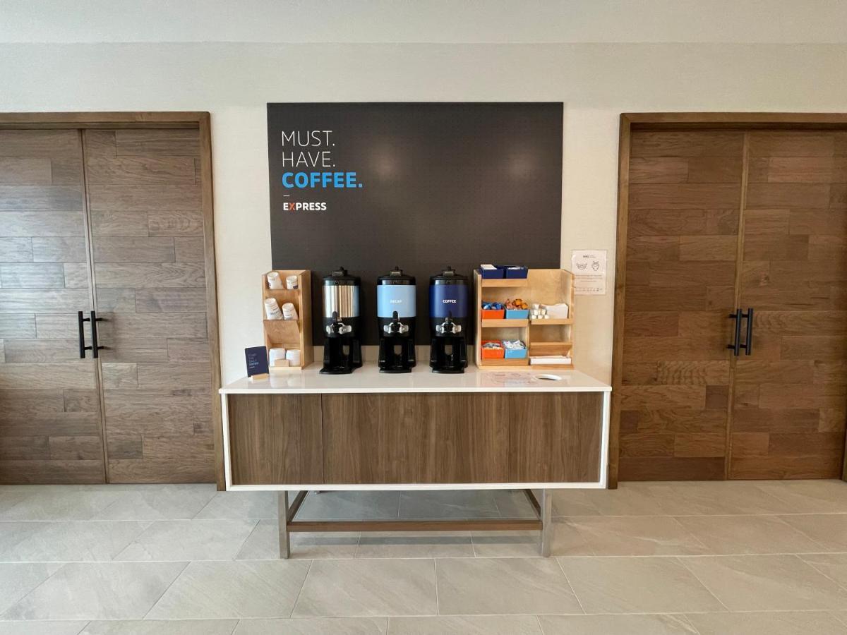 Holiday Inn Express & Suites - Ft. Smith - Airport By Ihg Fort Smith Εξωτερικό φωτογραφία
