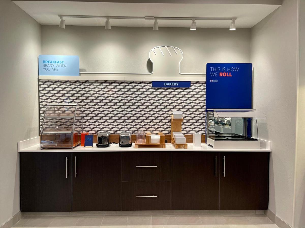 Holiday Inn Express & Suites - Ft. Smith - Airport By Ihg Fort Smith Εξωτερικό φωτογραφία