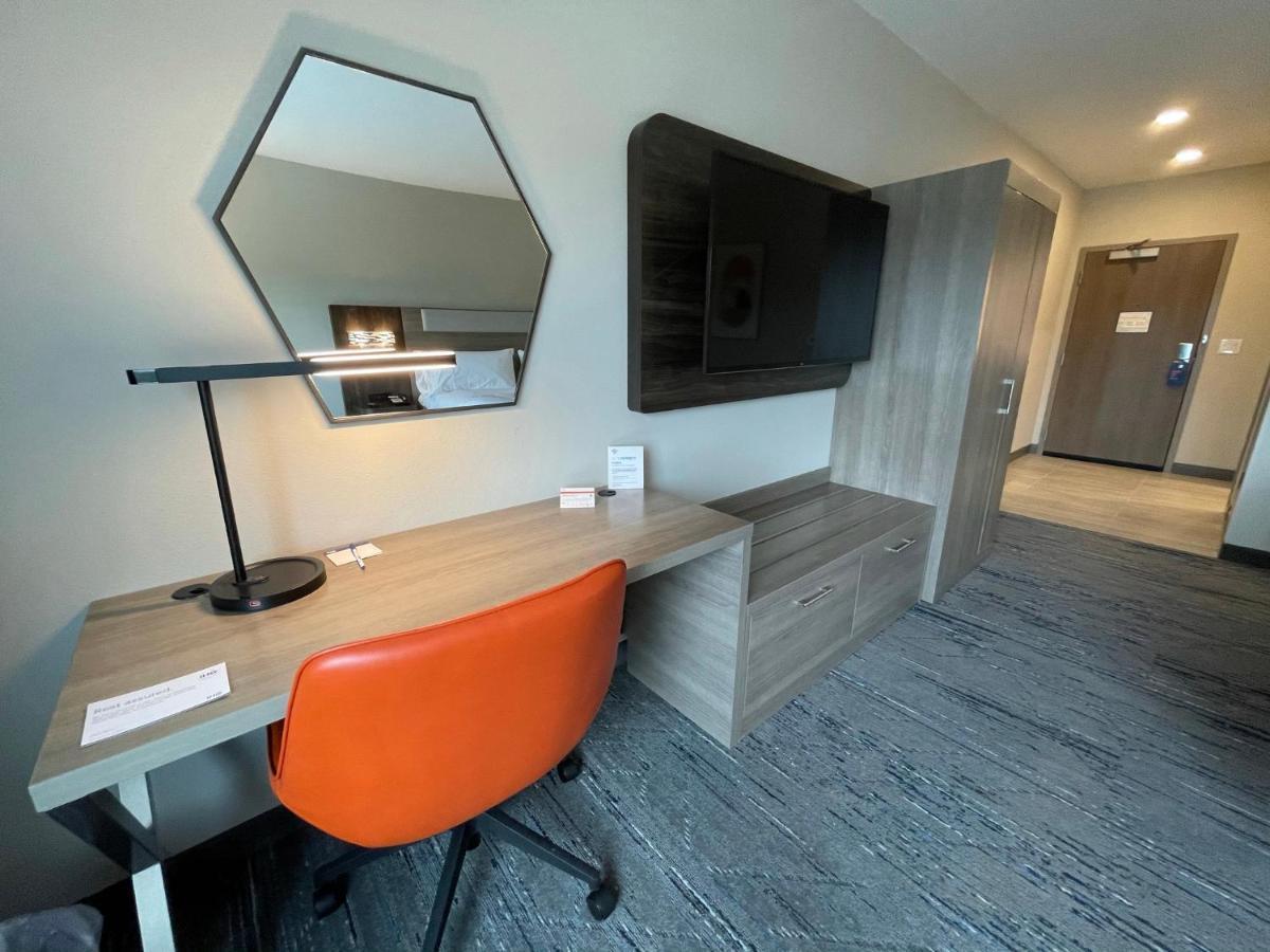 Holiday Inn Express & Suites - Ft. Smith - Airport By Ihg Fort Smith Εξωτερικό φωτογραφία