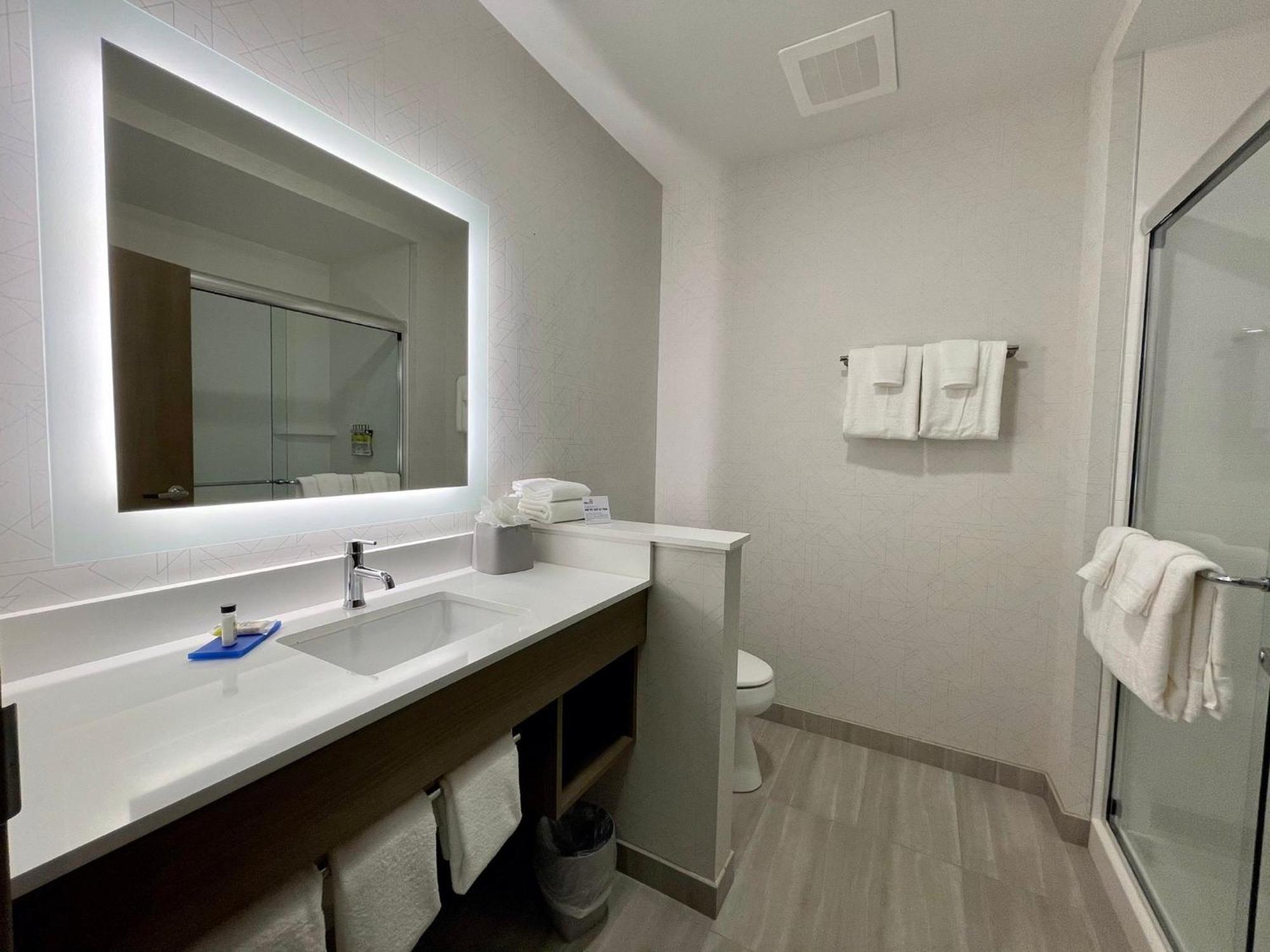 Holiday Inn Express & Suites - Ft. Smith - Airport By Ihg Fort Smith Εξωτερικό φωτογραφία